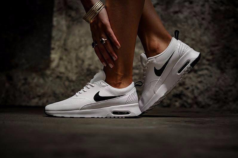 WMNS NIKE AIR MAX THEA