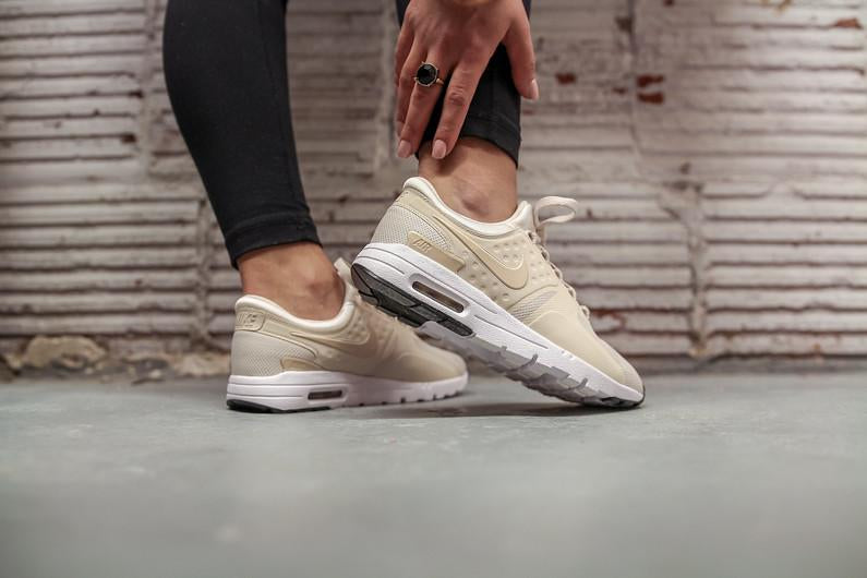 W AIR MAX ZERO