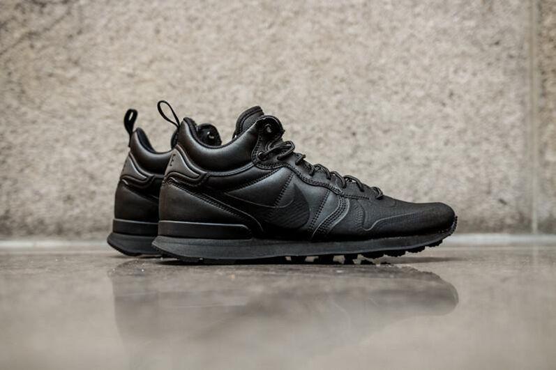 INTERNATIONALIST UTILITY