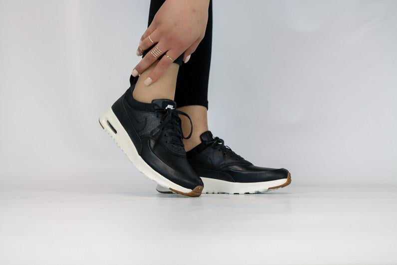 WMNS NIKE AIR MAX THEA PRM