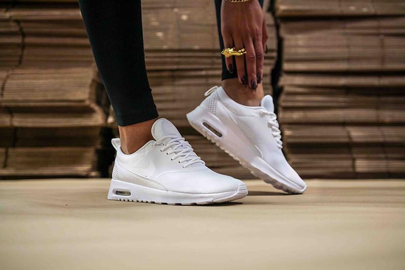 WMNS NIKE AIR MAX THEA