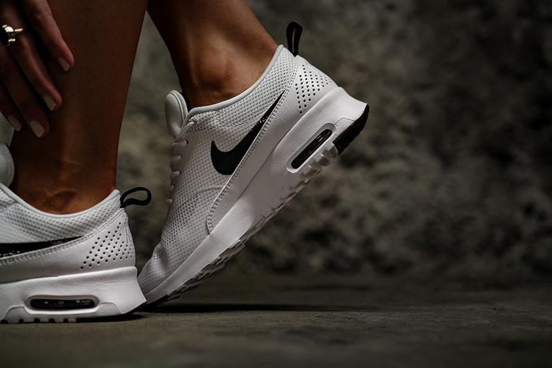 WMNS NIKE AIR MAX THEA