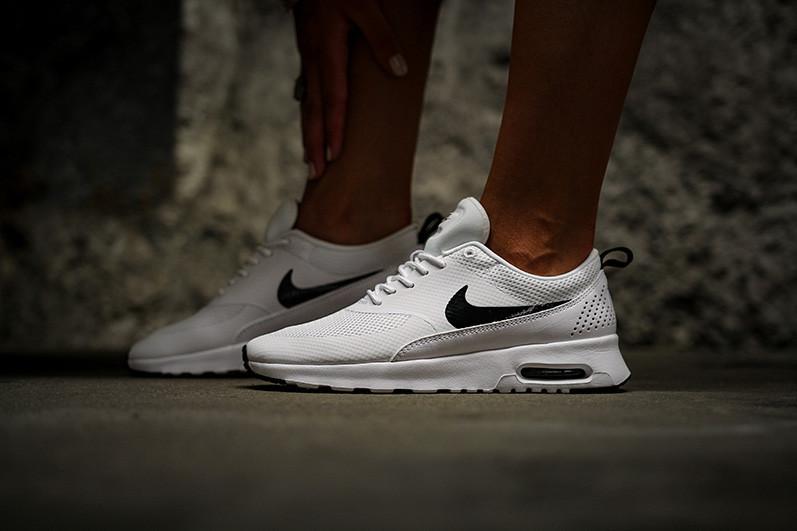 WMNS NIKE AIR MAX THEA