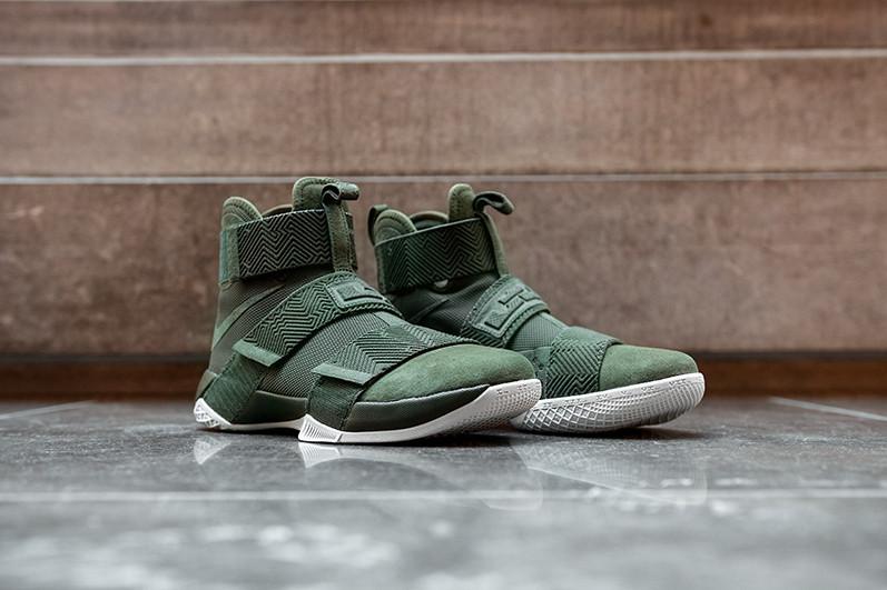 LEBRON SOLDIER 10 SFG LUX