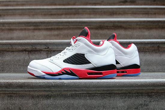 AIR JORDAN 5 RETRO LOW