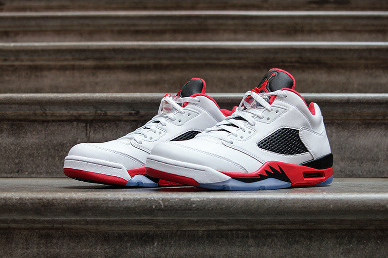 AIR JORDAN 5 RETRO LOW