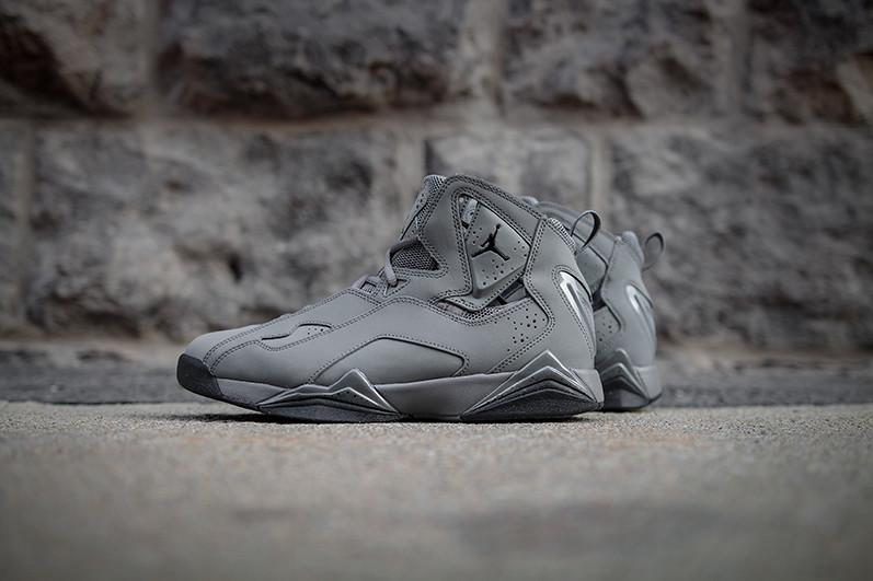 JORDAN TRUE FLIGHT
