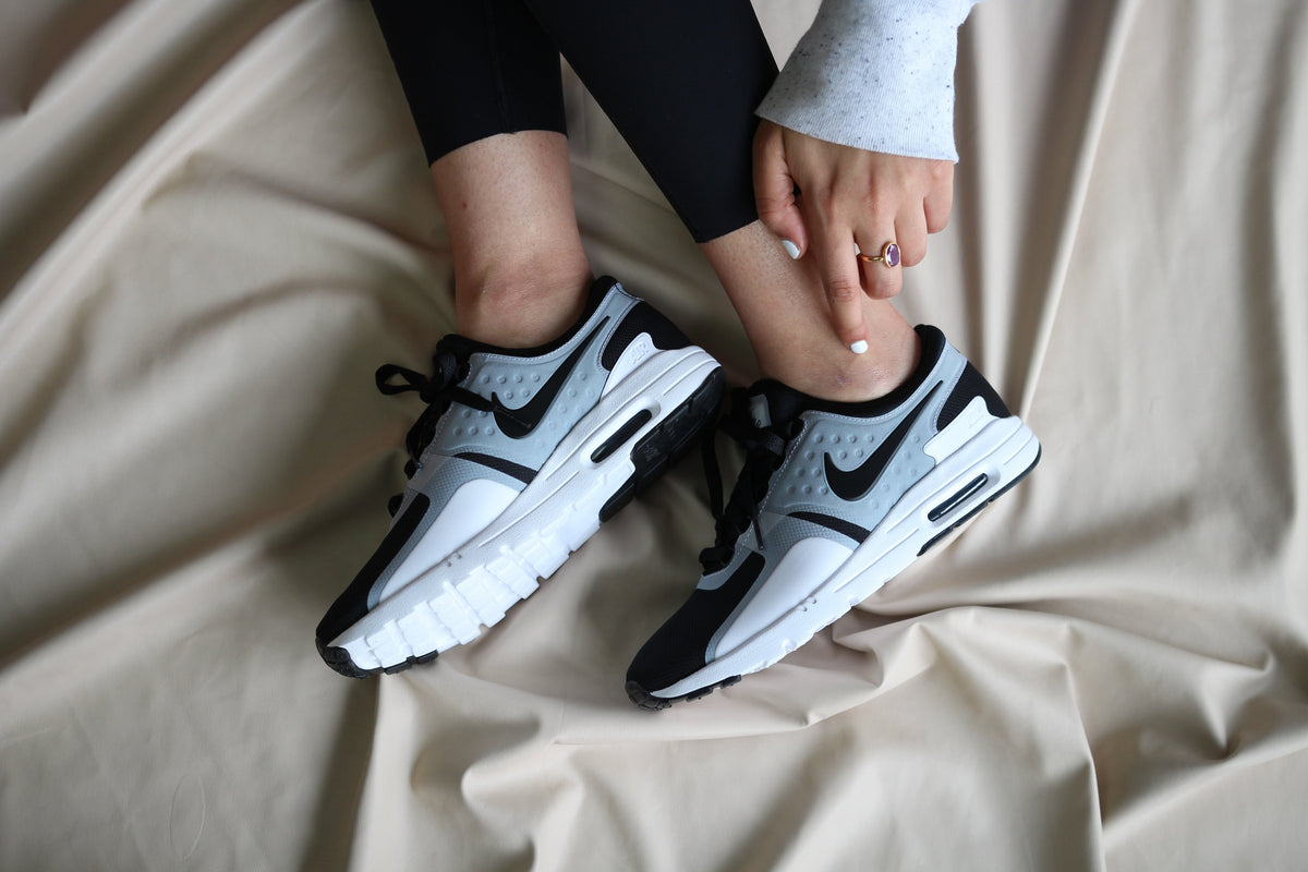 W NIKE AIR MAX ZERO