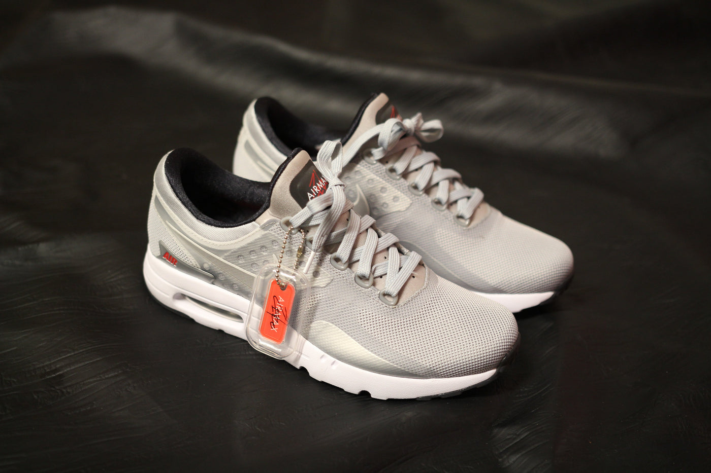 NIKE AIR MAX ZERO
