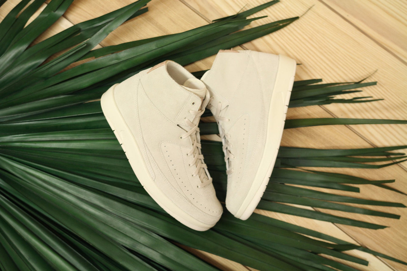 Air Jordan 2 Retro Decon
