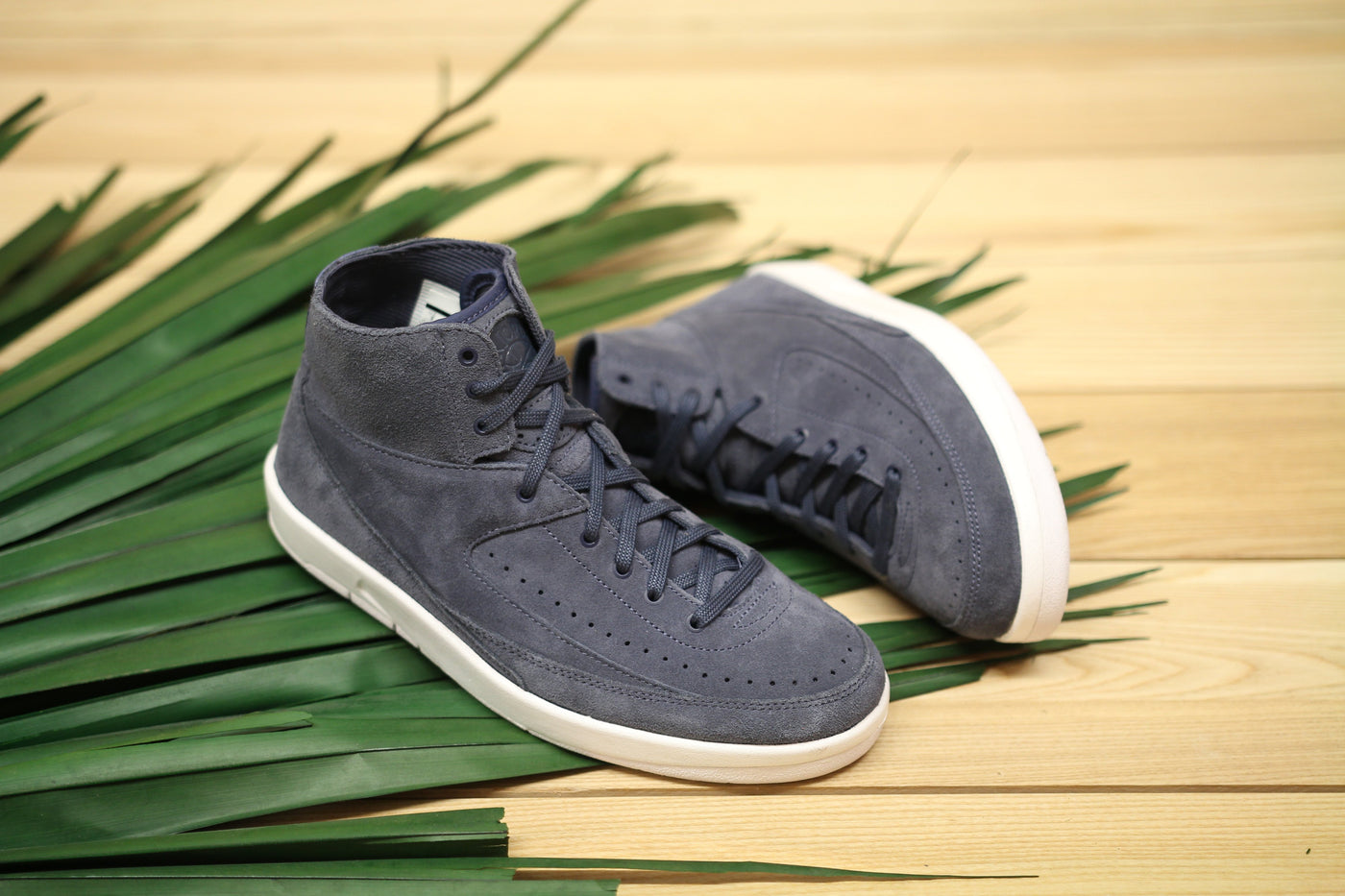 Air Jordan 2 Retro Decon