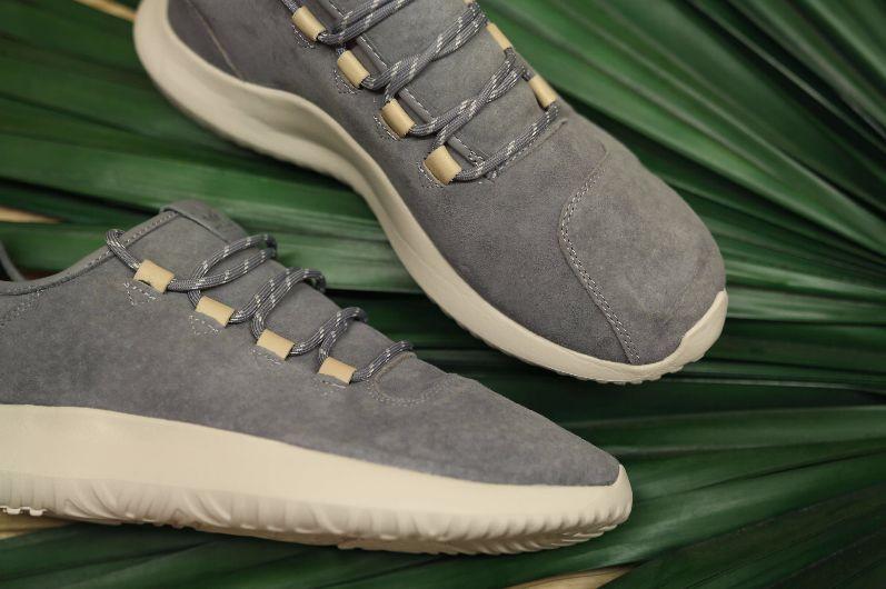 TUBULAR SHADOW