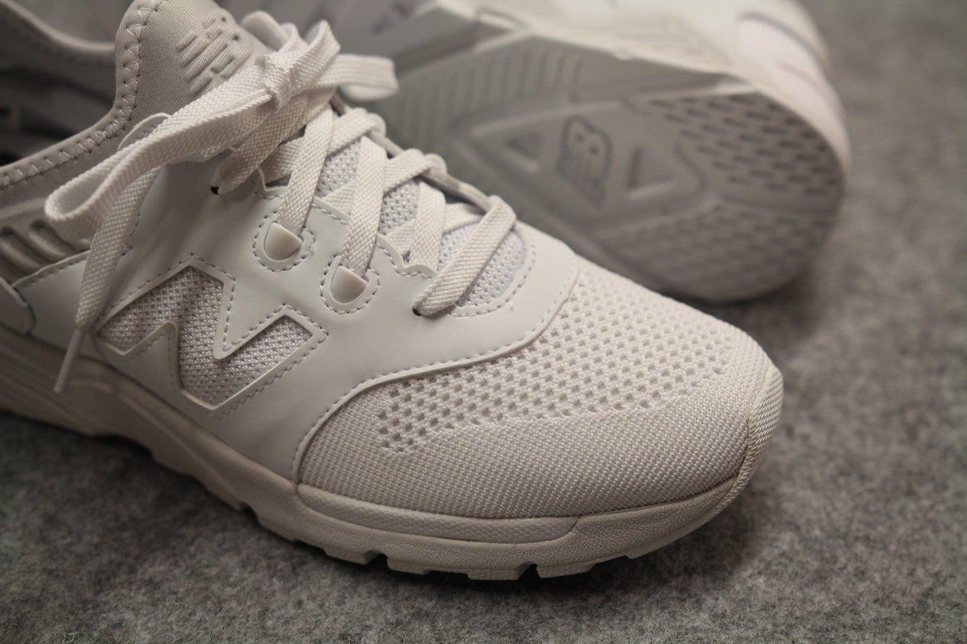 NEW BALANCE 009