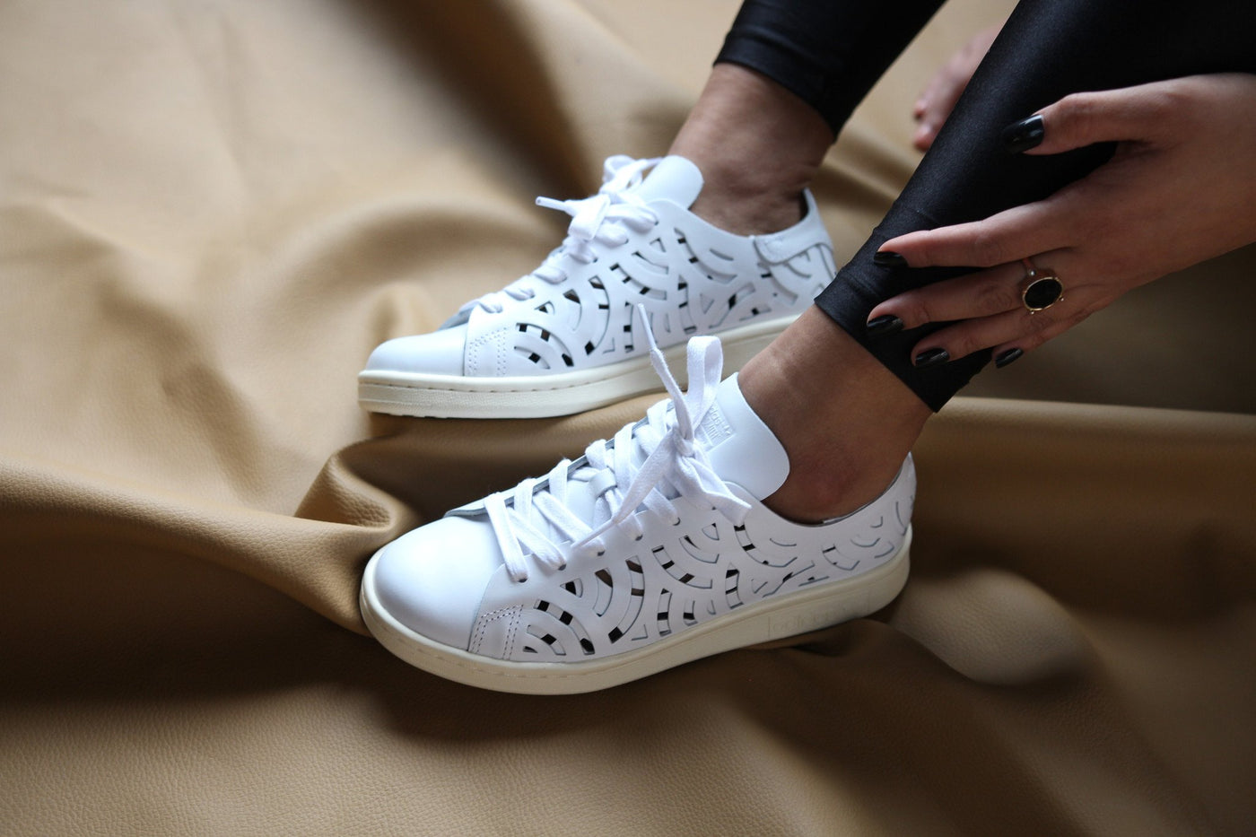 STAN SMITH CUTOUT W