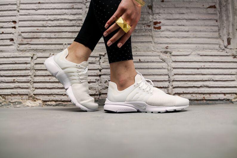 WMNS NIKE AIR PRESTO